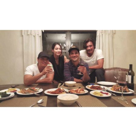 Manuel Garcia-Rulfo had dinner with Lee Byung Hun and his wife Lee Min Jung.
